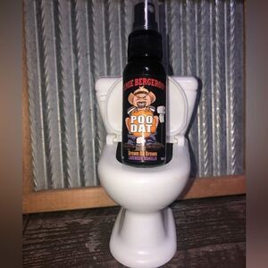 Jamie Bergeron’s Poo dat drown the brown toilet spray in lavender vanilla 🤭